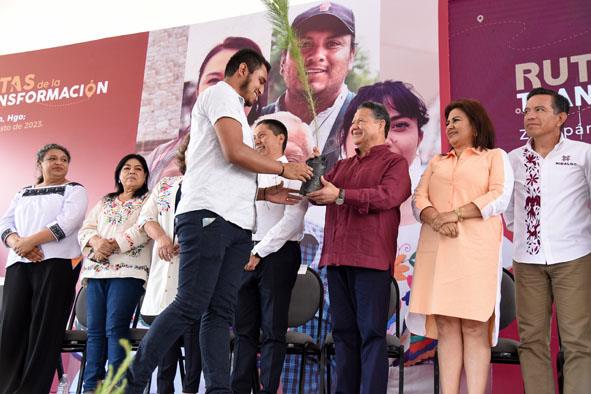 Encabeza Menchaca Salazar Rutas de la Transformación en Zimapán