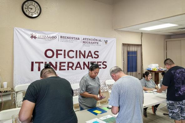 Lleva Sebiso oficina itinerante, a migrantes hidalguenses en Phoenix