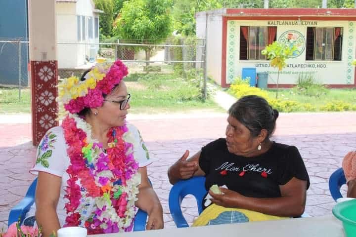 Atiende DIF Atlapexco a los adultos mayores