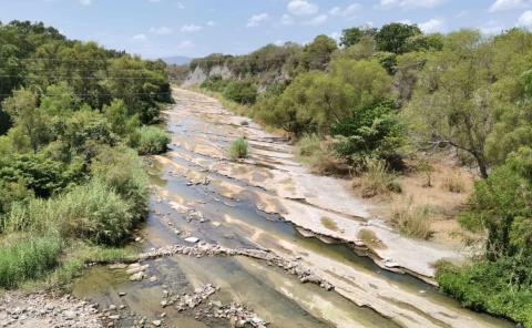 A punto de morir está el río Valles