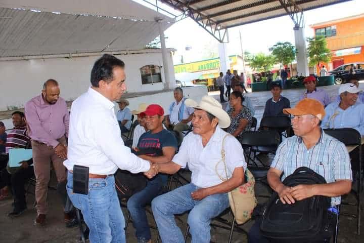 Brindaron Mesas de Atención a ejidatarios en Huautla