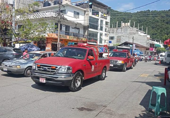 Festejó Bomberos su XX aniversario