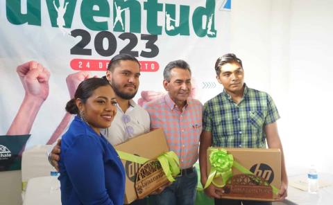 Reconoció Alcalde talento de jóvenes 
