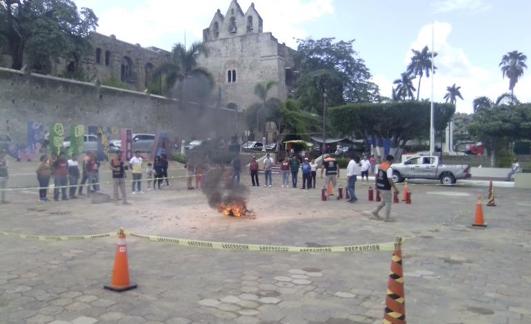 Protección Civil instruyó sobre el manejo de extintores