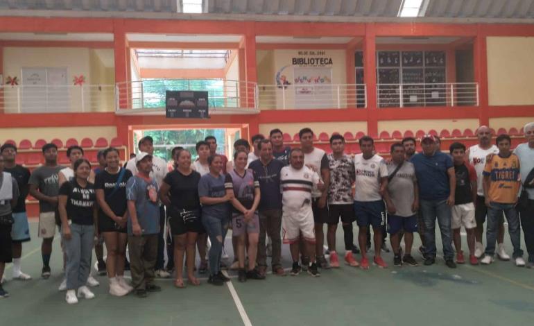 Inauguraron la nueva temporada deportiva en Atlapexco