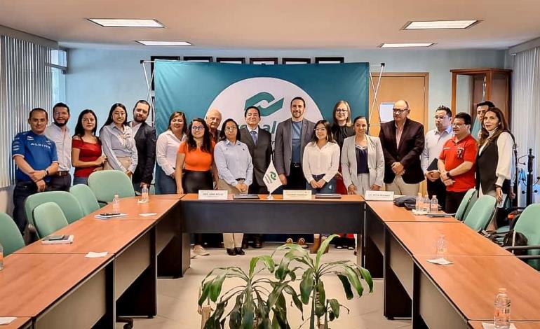 Conalep Hidalgo acuerda vincular alumnos con el sector automotriz