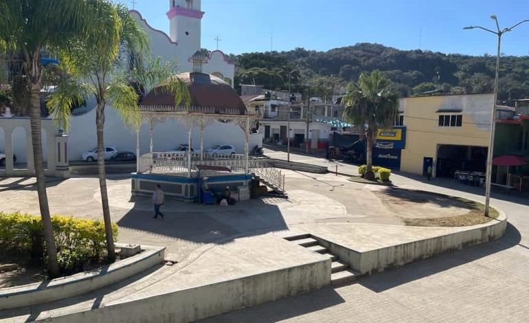 Dieron mantenimiento a la red eléctrica en Xochiatipan