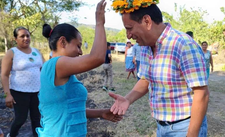 Inauguraron red eléctrica en Atlaltipa Tecolotitla