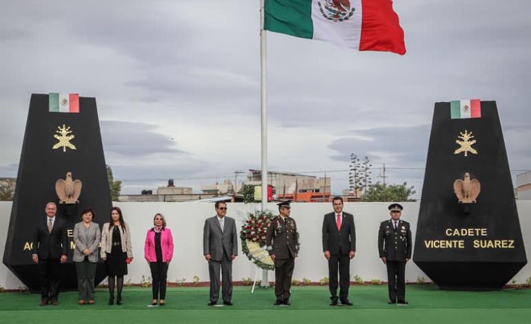 Inauguraron autoridades militares y estatales, Hemiciclo a los Héroes de Chapultepec