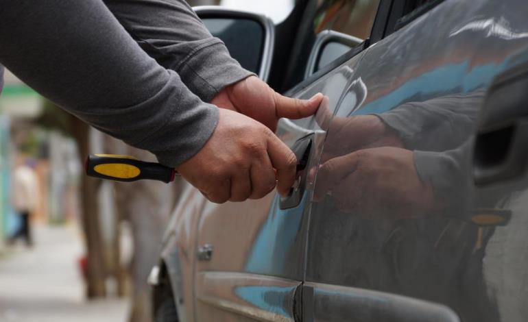 Seguridad Pública pide tener cuidado en la  compra y venta de autos