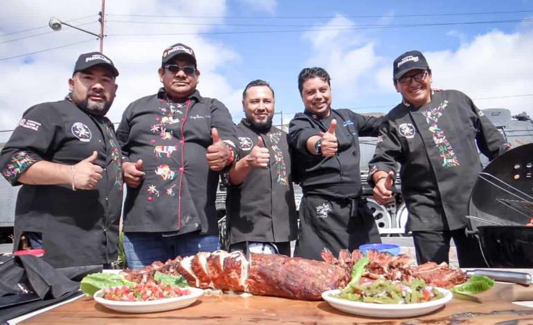 Festival en Tecozautla combina vino y asado con aguas termales