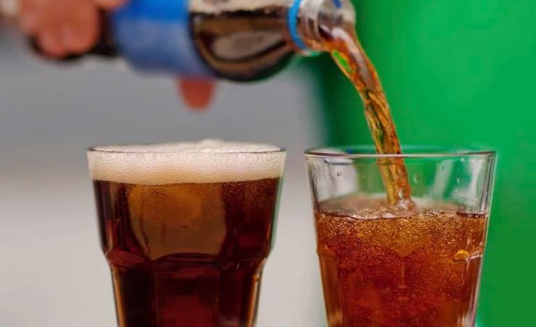 El alza a refrescos pegará a tienditas