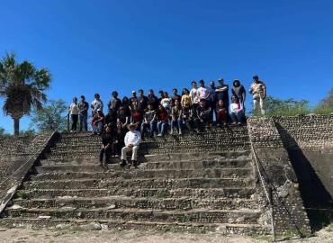 Alumnos visitaron sitios arqueológicos