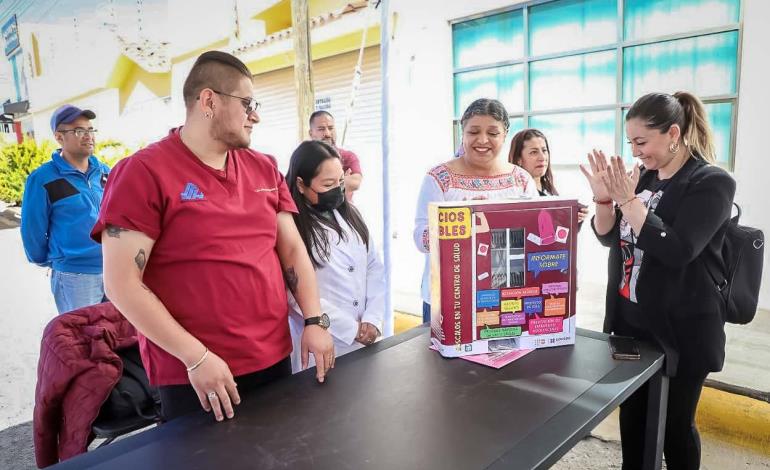 Centro de Salud recibió máquina expendedora de preservativos masculinos