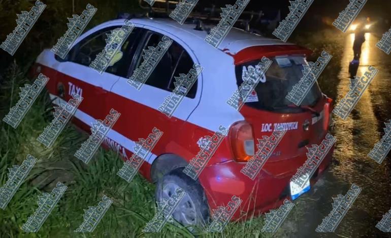 Taxi se salió de la carretera 