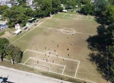 Espacios deportivos están en abandono