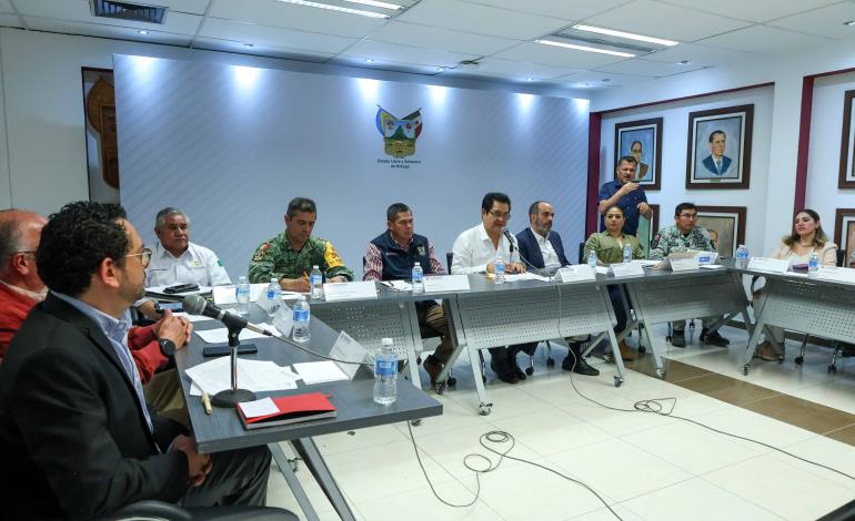 Conferencia de prensa seguimiento incendios forestales en la entidad