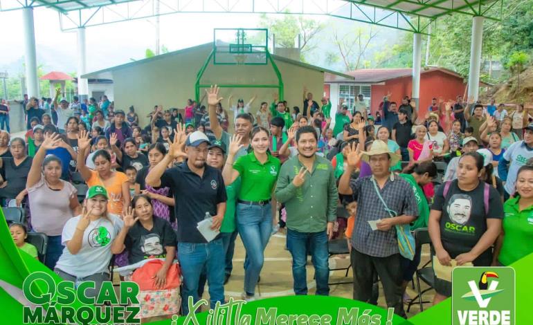 Óscar Márquez recorrió comunidades en Xilitla