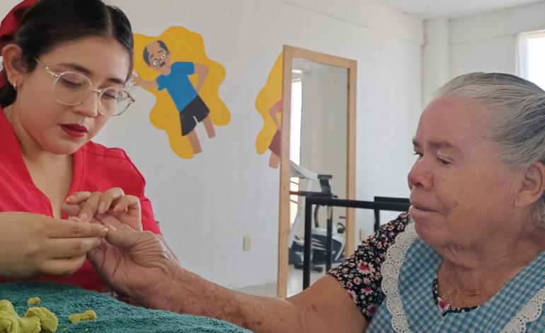 La fisioterapia mejora la salud de personas mayores de 60 años