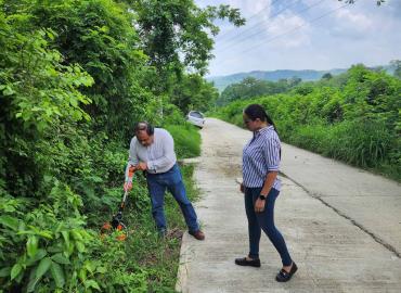 Presidenta supervisa el próximo proyecto de banquetas