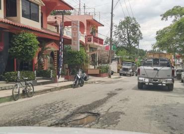 Gobierno no quiere reparar avenida