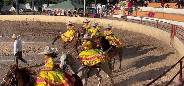 Con éxito se realizó Charreada con causa 