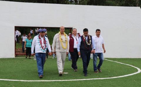 Titular de la SEPH recorrió escuelas de Huazalingo y Tlanchinol
