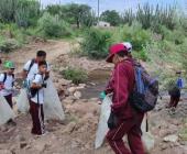 Recogieron basura de zona serrana