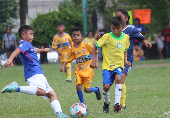 San Rafael de 2 zarpazos se impuso a Temamatla 2-1