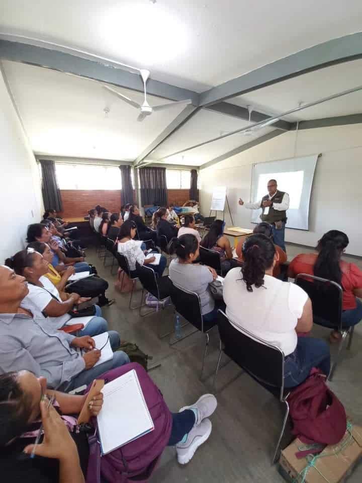 Instituto de Pueblos Indígenas se capacitó