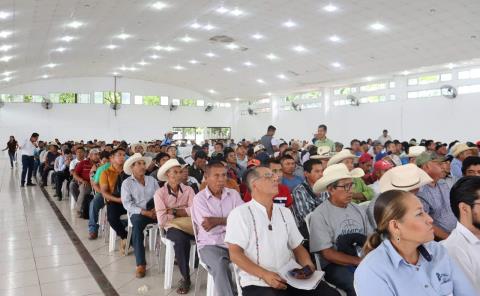 
Calos Escamilla encabezó toma de protesta del COPLADEM
