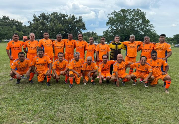 San Miguel goleó a San Rafael en fut  Diamante