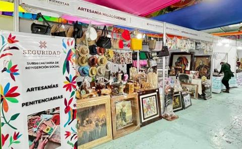 Colocan stand de artesanías penitenciarias en la Feria de San Francisco Pachuca Hidalgo 2024
