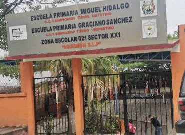 Denuncian irregularidades con autoridades educativas