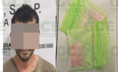 Tipo fue arrestado con droga sintética
