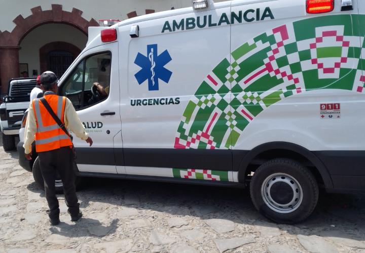 Padre e hija heridos en accidente de motocicleta