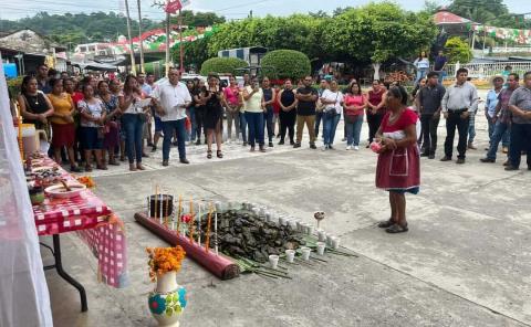 Realizaron ofrenda a San Miguel Arcángel
