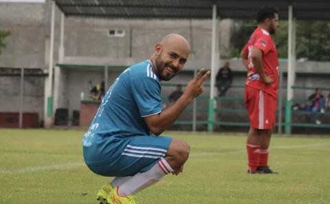 Cristian dio la sorpresa en el futbol 
