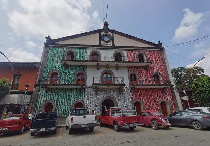 Ordena Oficial Mayor: todos a trabajar