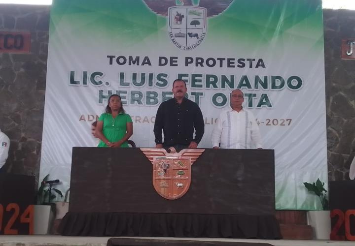 Luis Fernando se comprometió a seguir trabajando por el bienestar del pueblo