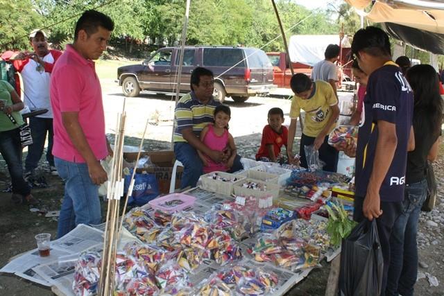 Prohíben venta de cohetes "chinos" 