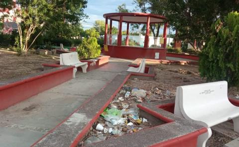 Tiradero de basura La plaza del Puente 
