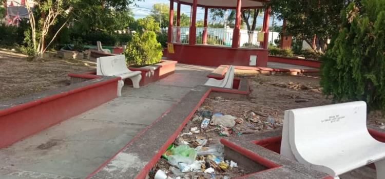 Tiradero de basura La plaza del Puente 