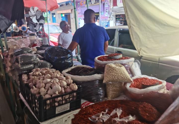 Más caro el chile para tamales