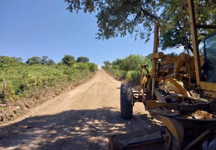 Habilitan caminos en espera del turismo en la región