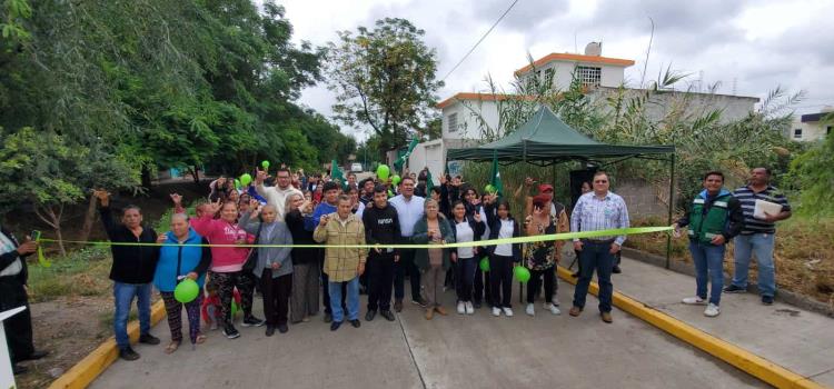 Alcalde Arnulfo Urbiola inauguró pavimentación 