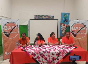 Maestros respaldan proyecto de la Planilla Naranja