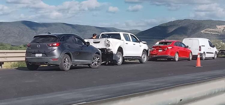 CARAMBOLA DEJÓ TRES LESIONADOS 