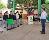 El edil rioverdense inauguró techado en telesecundaria del ejido La Loma