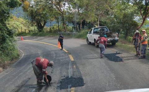 Dieron mantenimiento 
a la carretera federal  
